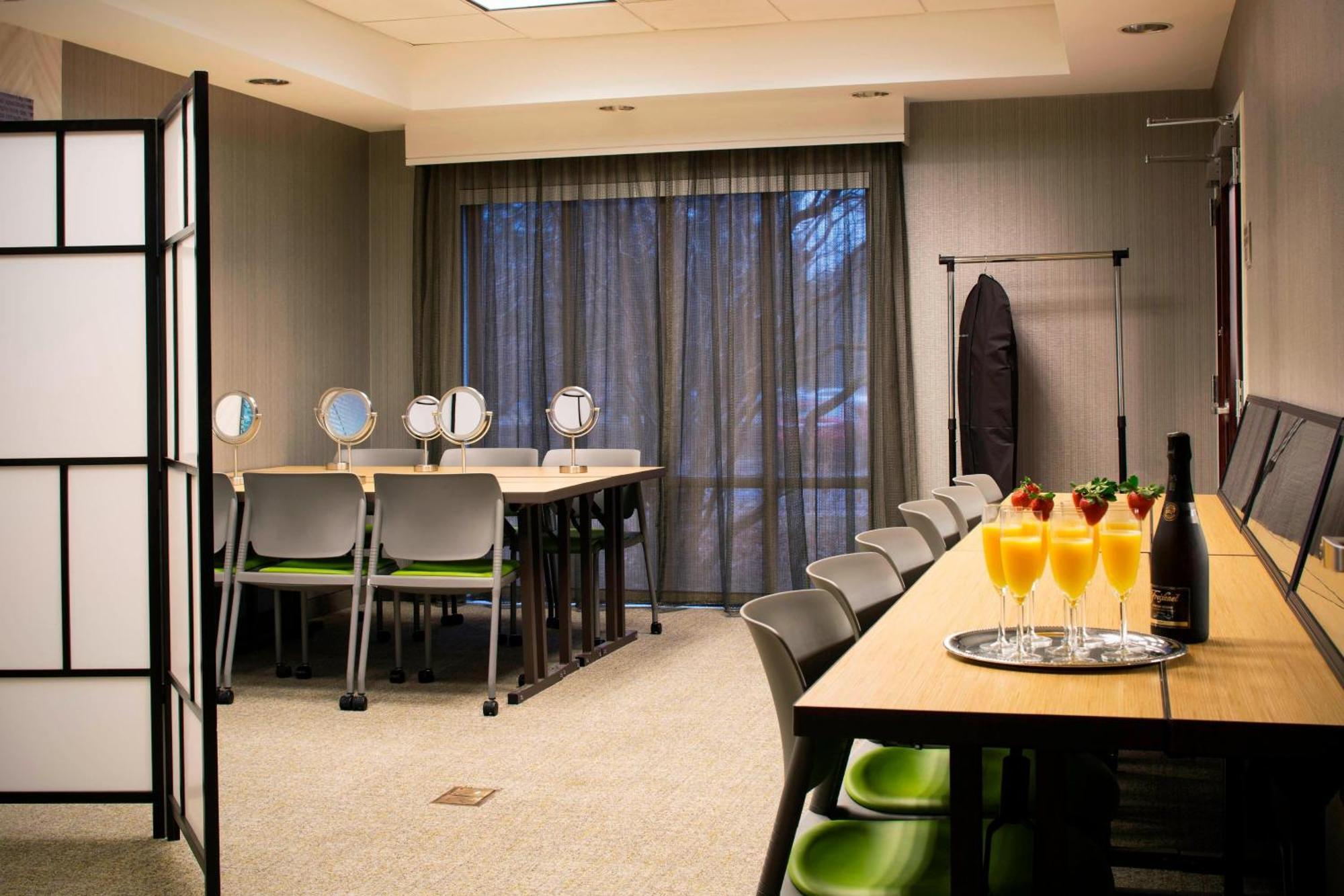 สปริงฮิลล์ สวีท ชิคาโก ลิงคอล์นเชียร์ Hotel ลินคอล์นเชอร์ ภายนอก รูปภาพ
