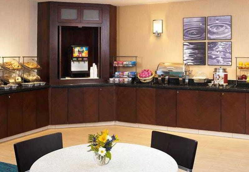 สปริงฮิลล์ สวีท ชิคาโก ลิงคอล์นเชียร์ Hotel ลินคอล์นเชอร์ ภายนอก รูปภาพ